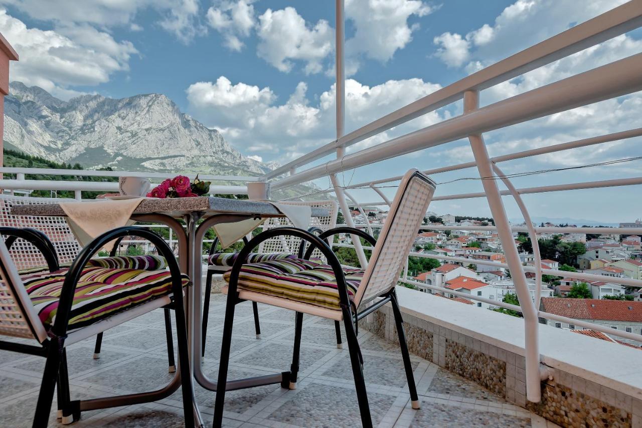 Apartmani Putnik Baška Voda Exterior foto
