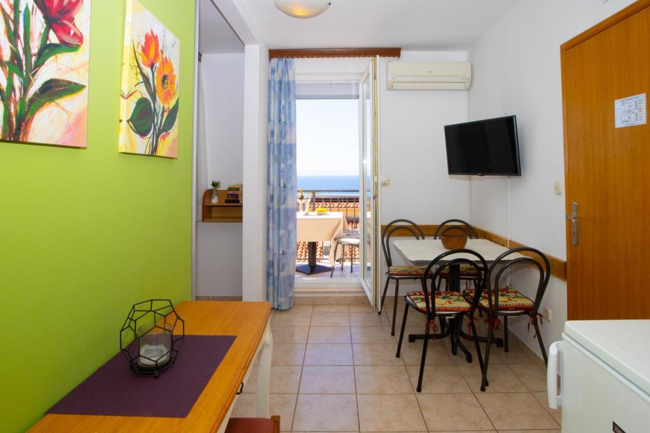 Apartmani Putnik Baška Voda Exterior foto