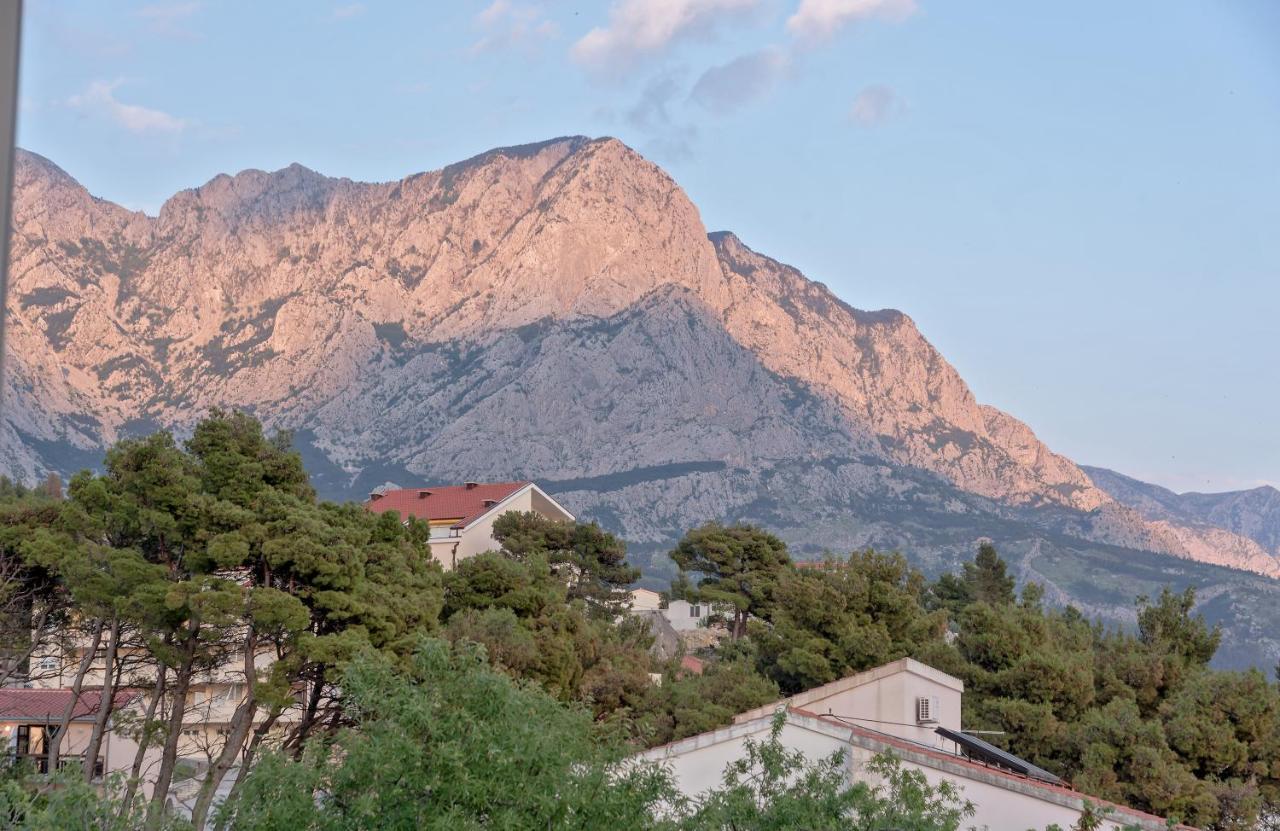 Apartmani Putnik Baška Voda Exterior foto