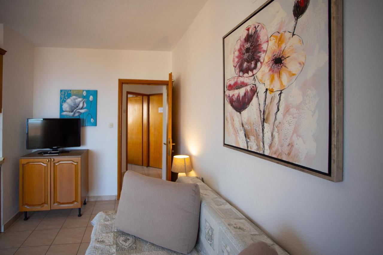 Apartmani Putnik Baška Voda Exterior foto